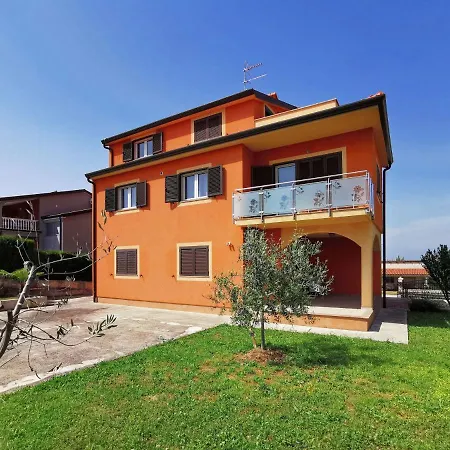 Apartments Kaja By Rent Istria Kastel Exterior photo