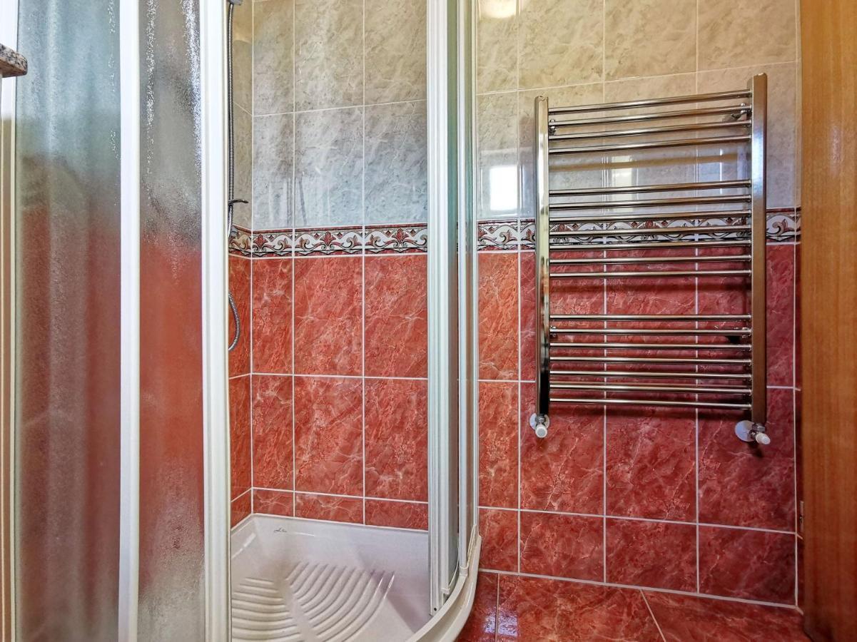 Apartment Kaja By Rent Istria Kastel